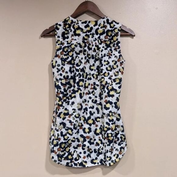 CAbi Seeing Spots Sleeveless Tank Blouse, Womens Size XS - Picture 5 of 11